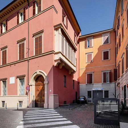 Ground Floor Luxe Historic Studio City Centre Apartment Bologna Ngoại thất bức ảnh